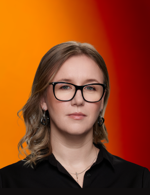 Наталья Любимова